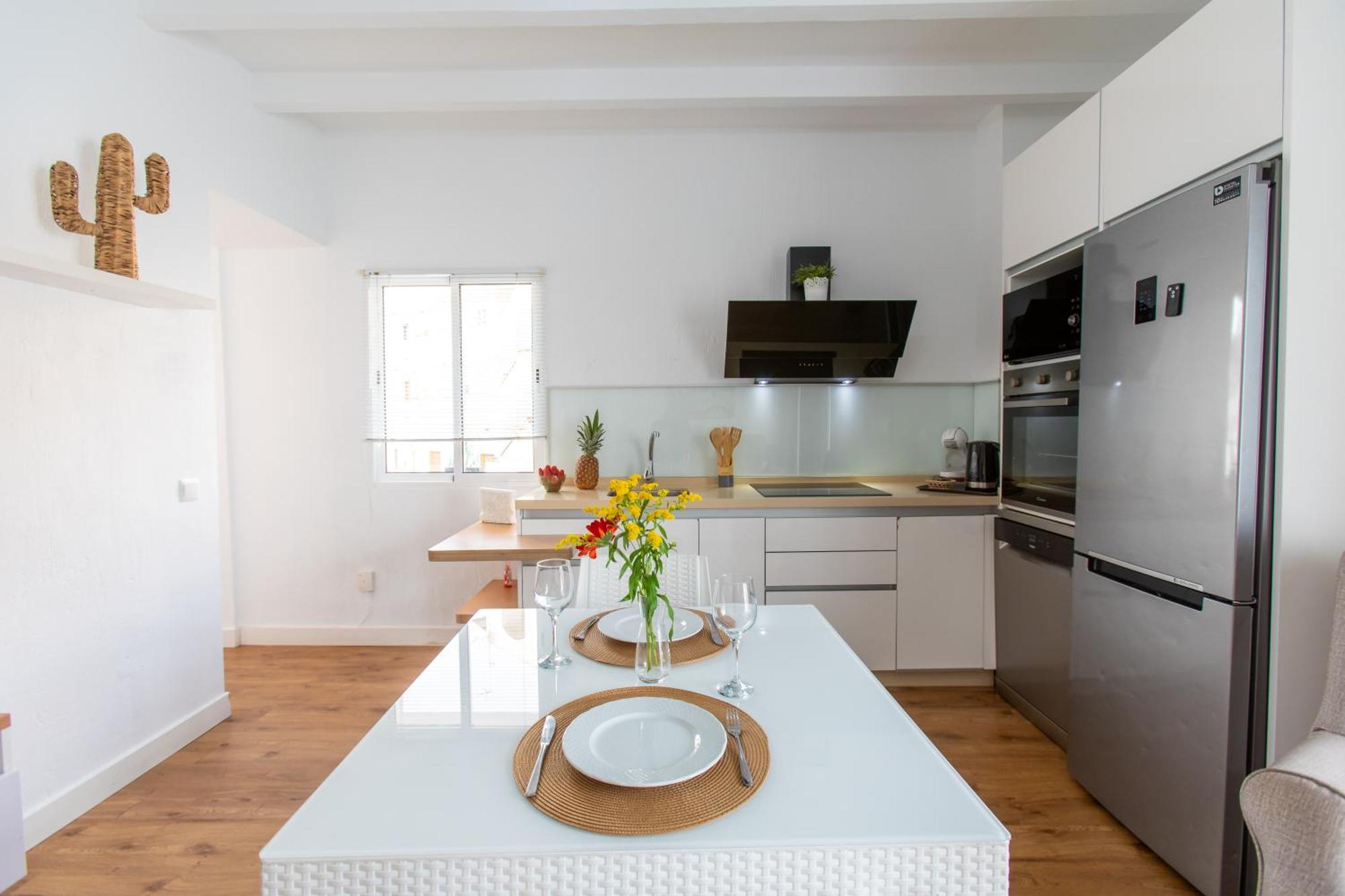 Boutique Rooms Playa Burriana Nerja Dış mekan fotoğraf