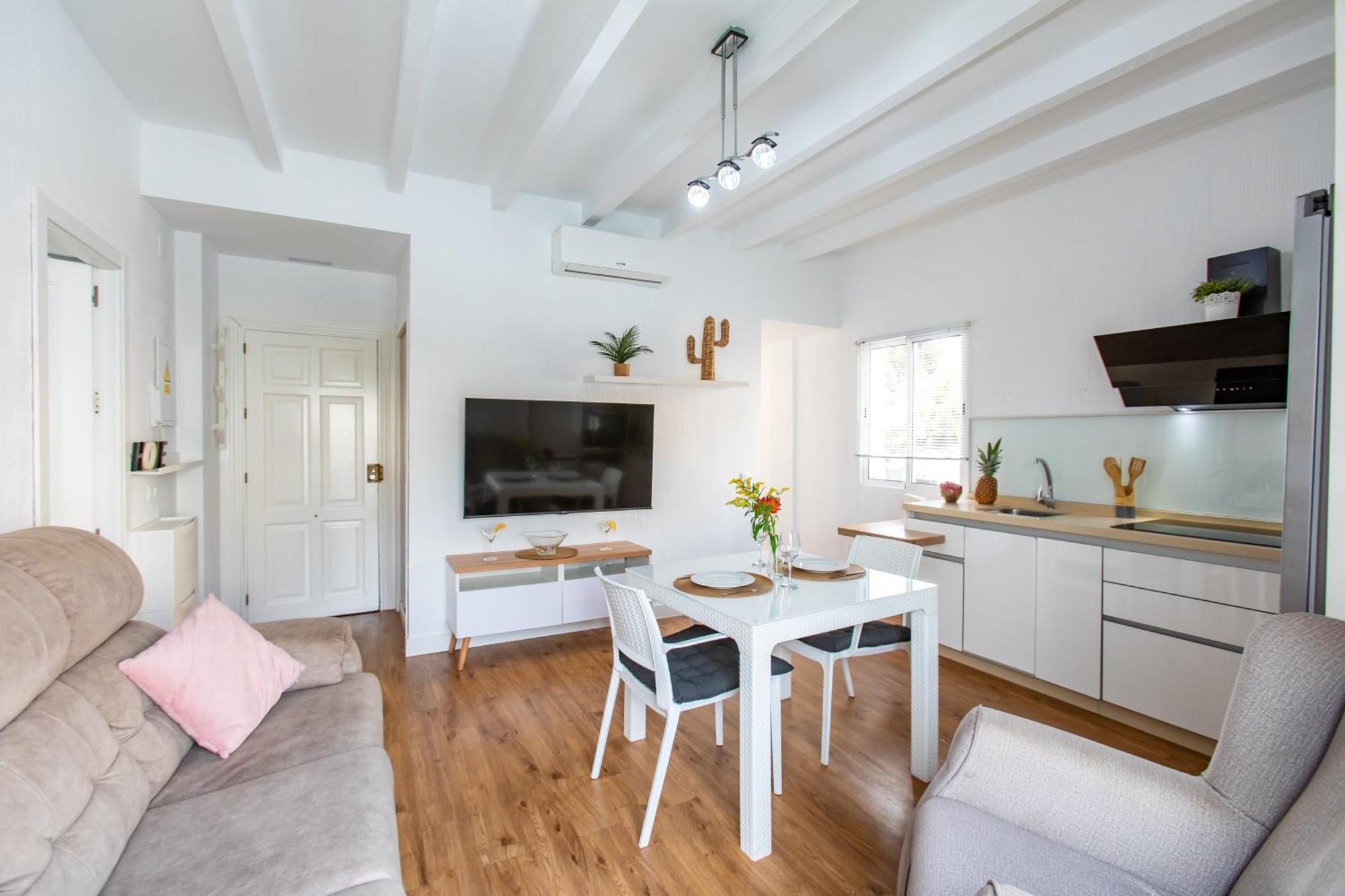 Boutique Rooms Playa Burriana Nerja Dış mekan fotoğraf
