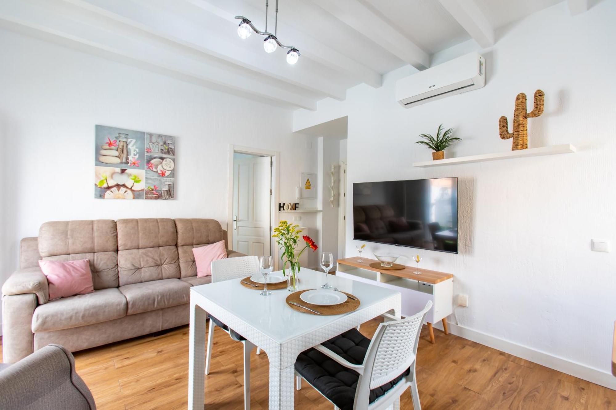 Boutique Rooms Playa Burriana Nerja Dış mekan fotoğraf