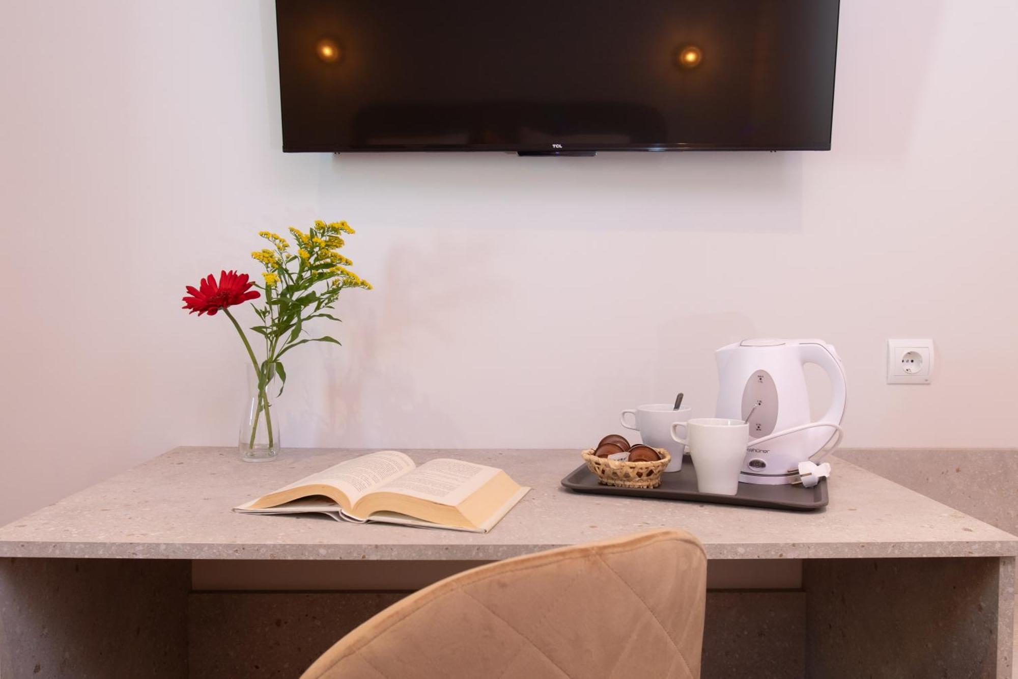 Boutique Rooms Playa Burriana Nerja Dış mekan fotoğraf